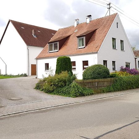 Kleines Haeuschen Im Gruenen Villa Monheim  Kültér fotó