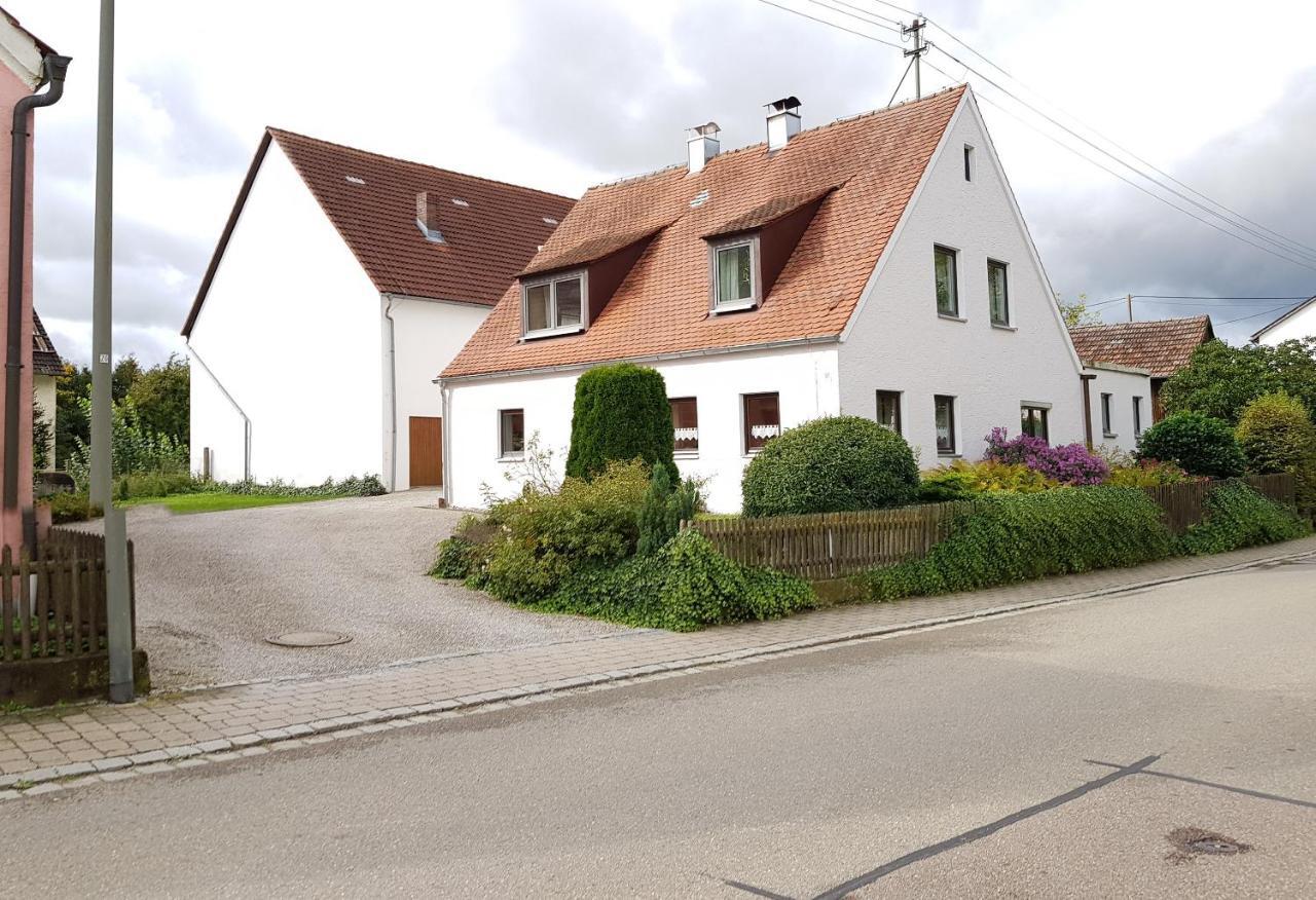 Kleines Haeuschen Im Gruenen Villa Monheim  Kültér fotó